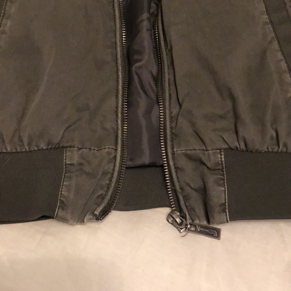 Jacket - Picture 6 of 8